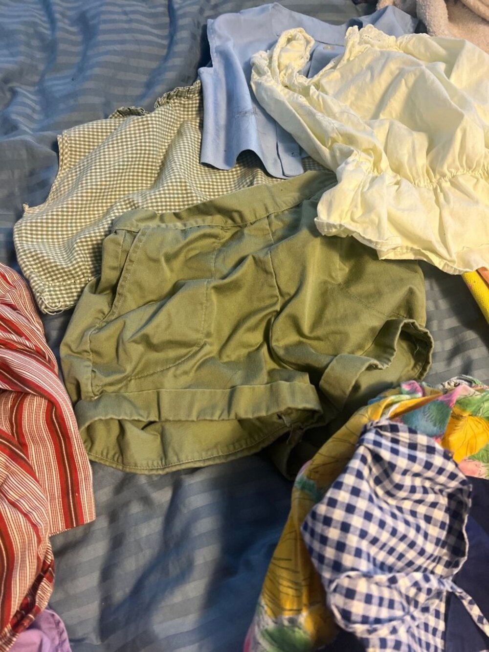 Vintage Childrens Clothing Lot - Mixed Patterns Colors & Styles   50s 60s  Girls - Picture 4 of 8